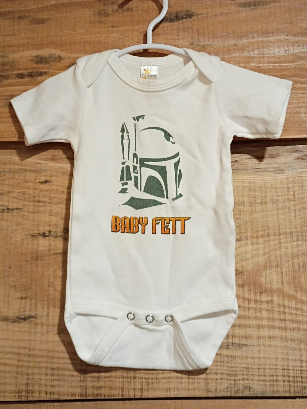 Star Wars Baby One-Piece Bodysuit with Green Helmet Graphic - Baby Fett Boba
